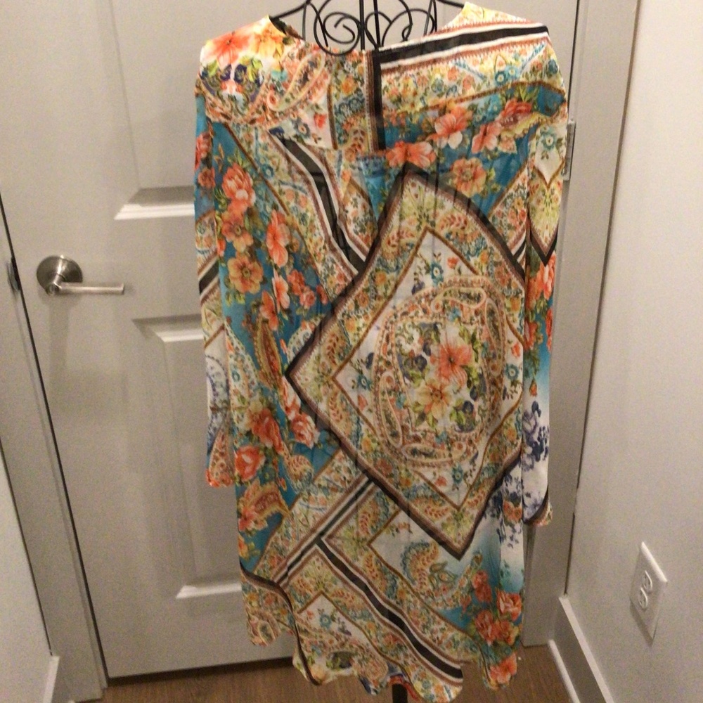 Isabel Hayley Sheer Floral Boho Blouse - Picture 4 of 10